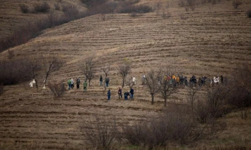 Акција за пошумување со 7.700 садници во Светиниколско од „Халкбанк“