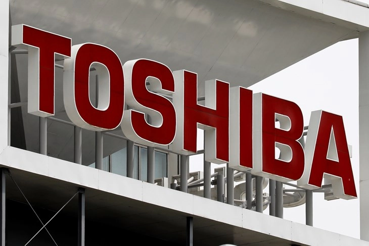 Тошиба ќе се подели на три посебни компании
