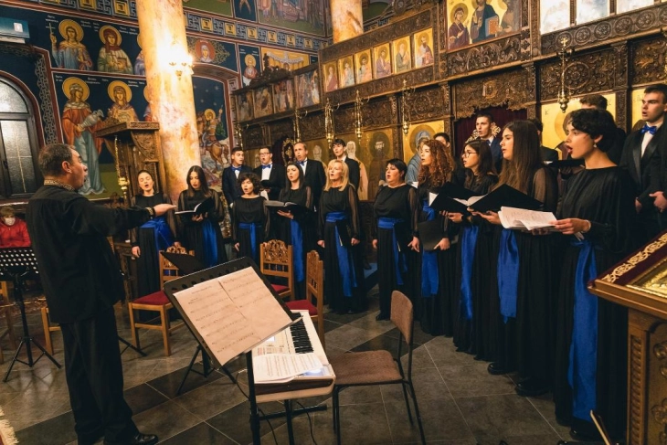 Градскиот мешан хор од Гевгелија прослави сребрен јубилеј
