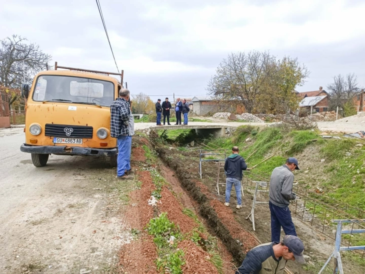 Градоначалникот на Охрид на увид на градежни работи на улицата „Прилепска“ и во село Елшани