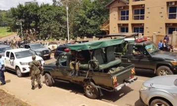 Најмалку две лица загинаа, а многумина се повредени во две експлозии во главниот град на Уганда