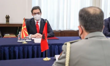 Претседателот Пендаровски го прими генерал-мајор Бајрам Бегај, началник на ГШ на Вооружените сили на Албанија