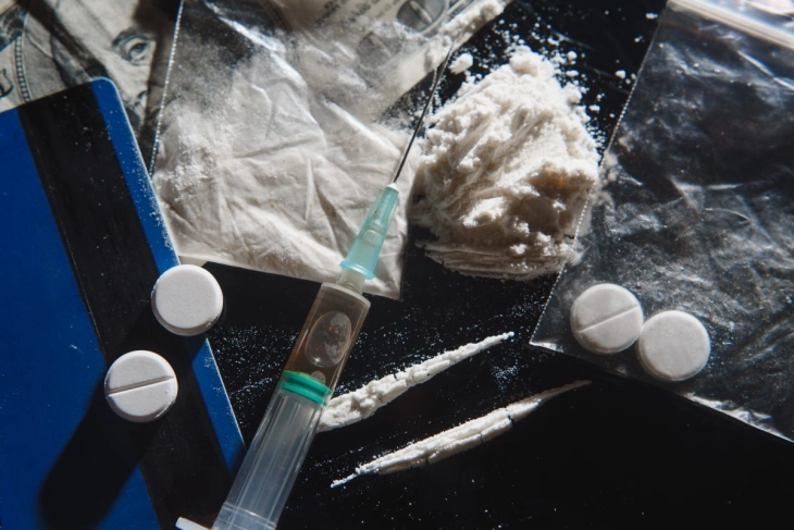 Од предозирање со дрога за една година во САД умреле над 100.000 лица