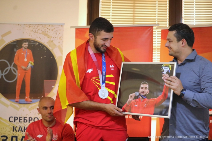 Македонски спортисти кои ја одбележаа 2021 година