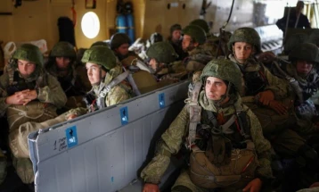 Русија испрати падобранци во Казахстан како дел од мировниот контингент на ОДКБ
