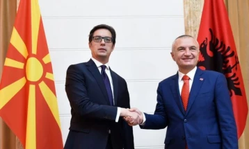 Претседателот на Албанија Илир Мета во посета на Скопје