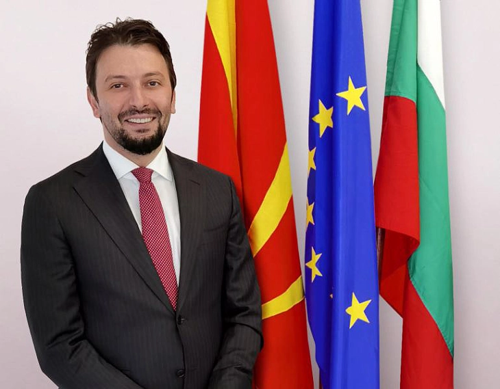 Лазаров: Потребен е развој на економската соработка за полесно да дојдеме до решение со Бугарија