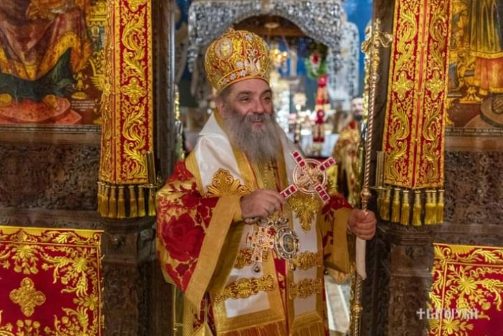 Епископ Партениј посака благословено Ново лето господово