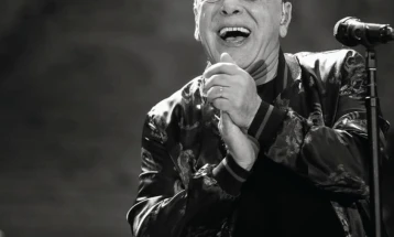 Почина пејачот на „Парни валјак“, легендарниот Аки Рахимовски
