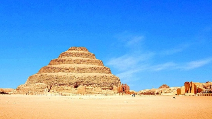 Древното самостојно египетско општество траело околу 3.000 години