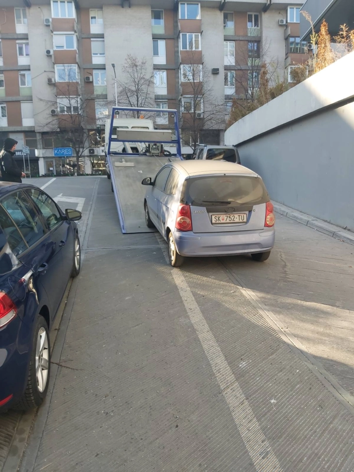 ЈП „Градски паркинг“-Скопје дислоцира некористени службени возила од катната гаража „Беко“