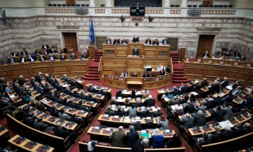 Попладнево започнува тридневната расправа во грчкиот Парламент за гласање недоверба на Владата