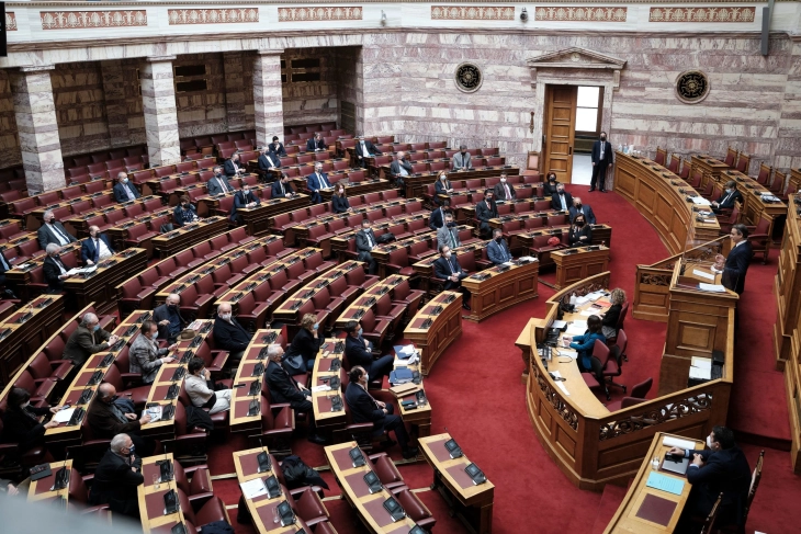 Започна тридневната расправа во грчкиот Парламент за гласање недоверба на Владата