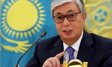 Претседателот на Казахстан избран за нов лидер на владејачката партија