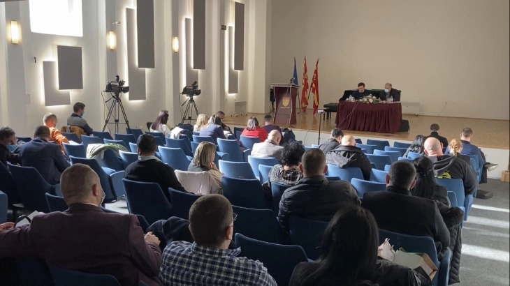 Прекината седницата на Советот на Општина Кочани поради некоординираност на советничките групи