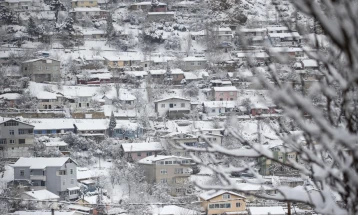 Казна од над 450 илјади евра за одговорната компанија, откако снегот зароби возачи низ Истанбул