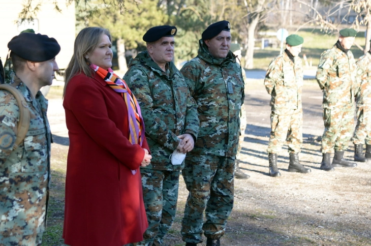 Петровска во посета на Командата за операции во Куманово и на армиските припадници во касарната „Илинден“