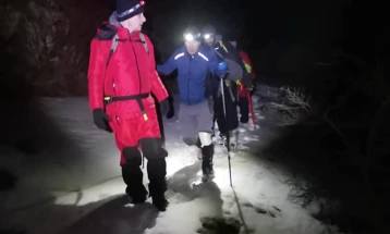 Тим на ДЗС спаси двајца планинари на Шар Планина