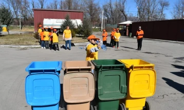 Ученици од ОУ „Јохан Хајнрих-Песталоци“ го посетија Центарот за селекција на отпадот во Карпош