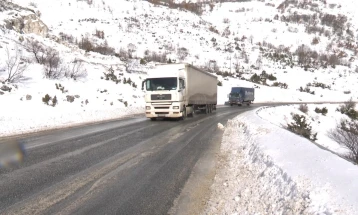 Укината забраната за тешки товарни возила на патот Гостивар - Кичевo преку Стража