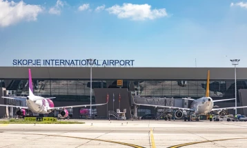 Батак за МИА: Инвестираме 7,5 милиони евра во обнова на пистата на Скопскиот аеродром