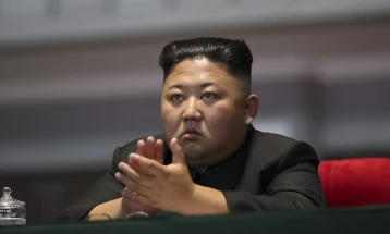 Ким: Северна Кореја ќе продолжи со развој на ударните капацитети