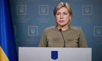 Украинската вицепремиерка вели дека Русите заробиле 1.700 Украинци, вклучувајќи 500 жени
