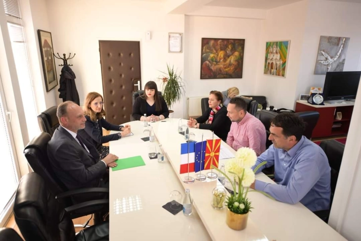 Амбасадорот на Франција Сирил Бомгартнер во посета на Крива Паланка