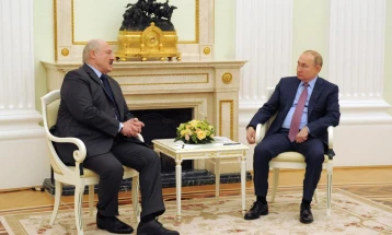 Лукашенко: Белорусија и Русија градат единство на две независни држави