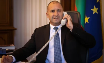 Радев: Бугарија очекува Северна Македонија да ги почитува правата на своите граѓани