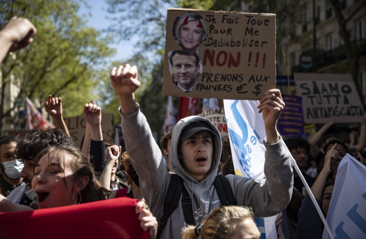 Протести во Франција против крајната десница
