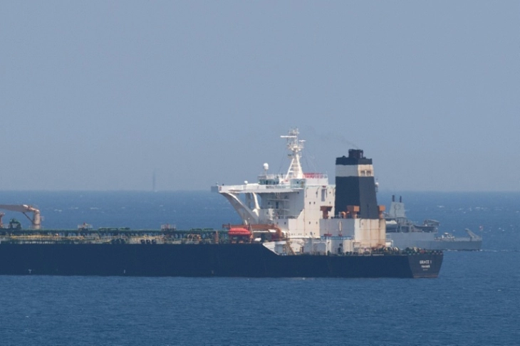 Запленет руски танкер во Грција