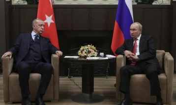 Песков го потврди утрешниот разговор меѓу Ердоган и Путин