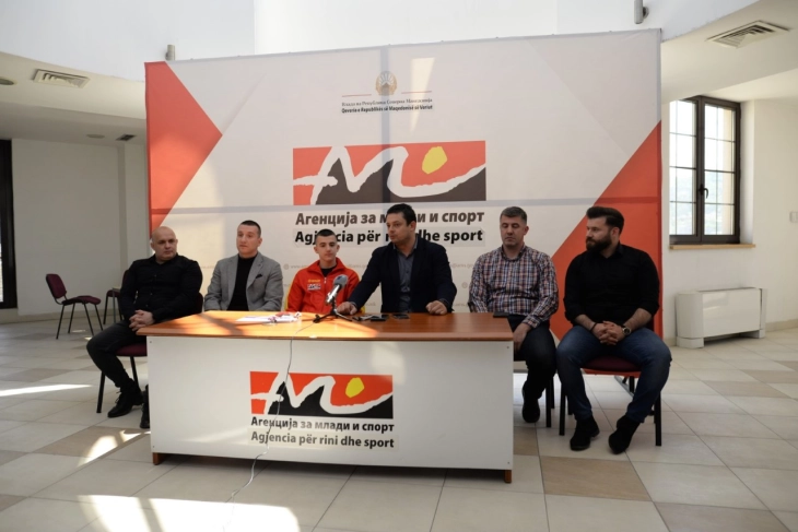 Мојсовски: АМС ќе го награди Арсовски и ќе дава поддршка за боксот и во иднина