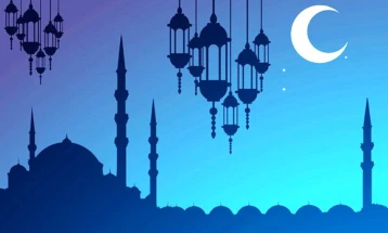Муслиманите го слават Рамазан Бајрам - празник за духовно и за телесно прочистување