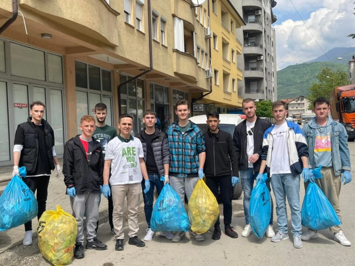 Во Тетово се спроведе акцијата за расчистување отпадоци „Генералка викенд“