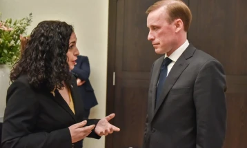 Косовската претседателка се сретна со главниот советник на Бајден