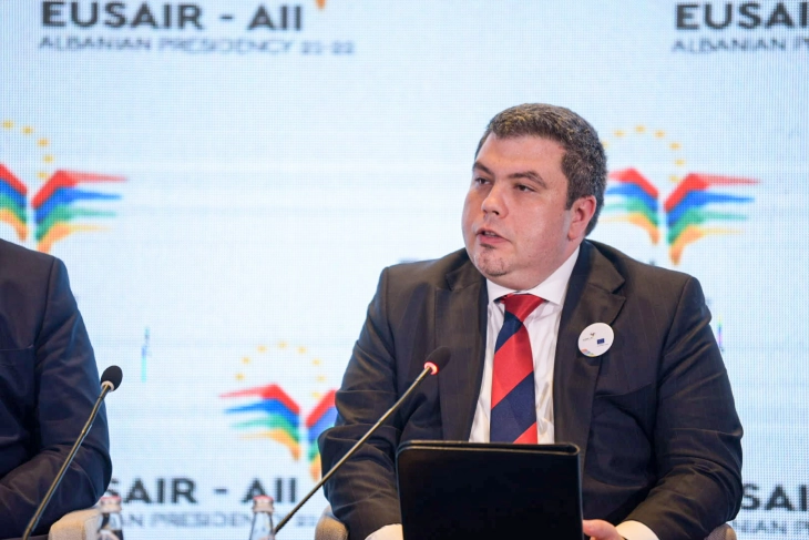 Маричиќ: Со Јадранско-јонската иницијатива политички и економски го јакнеме регионот