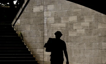 Германците ќе плаќаат девет евра за месечна карта за јавен превоз