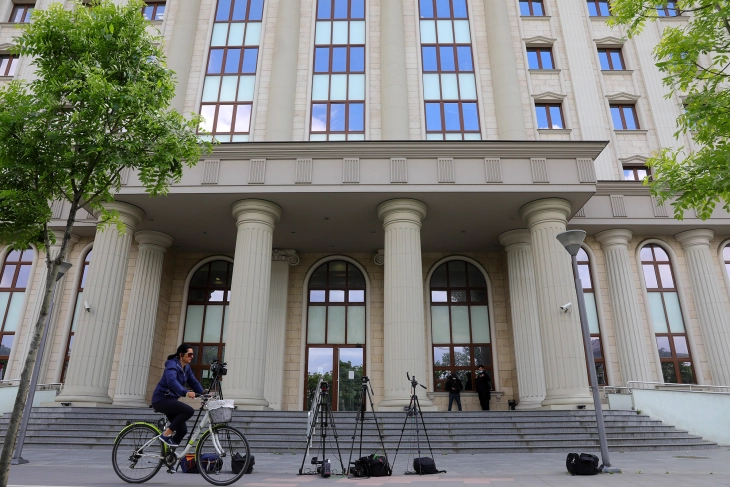 Груевски и Божиновски да бидат прогласени за виновни, седиштето на ВМРО-ДПМНЕ да биде одземено, предложи обвинителството за случајот „Талир 2“