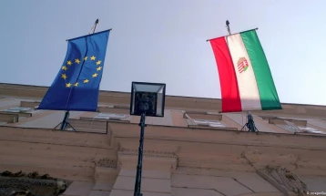 Унгарија ги блокира новите санкции на ЕУ против Русија, тврдат дипломатски извори за ДПА