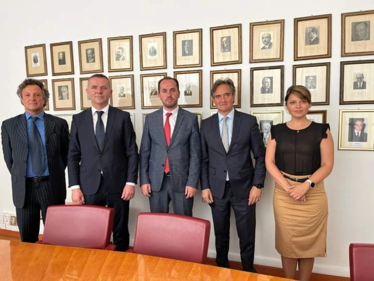 Министерот Чупи се сретна со италијанскиот заменик-директор за дијаспора Мартини