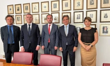 Министерот Чупи се сретна со италијанскиот заменик-директор за дијаспора Мартини