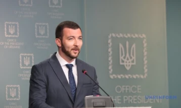 Никифоров: Не се точни тврдењата на Бајден за „неслушањето“ на Зеленски