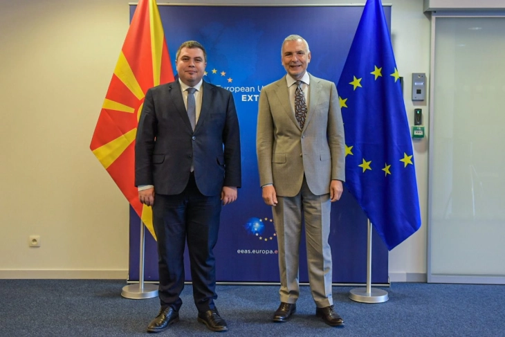 Маричиќ од Брисел: Време е за лидерство и потврдување на нашата европска перспектива