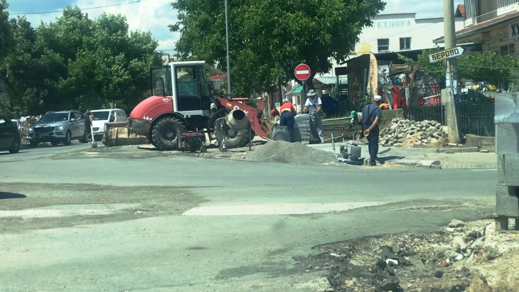Се интензивираат градежните работи на ново булеварско решение на западниот влез во Кочани