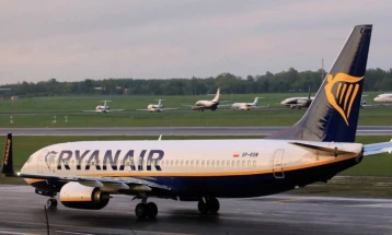 Повици за штрајк на нискобуџетните авиопревозници во Европа
