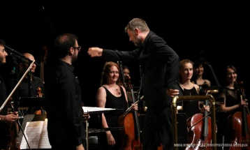 Со концерт на Европскиот Креативен Оркестар при Институтот ФАМЕ’С отворен фестивалот „Скопско лето“