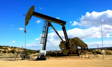Цената на нафтата надмина 116 долари за барел
