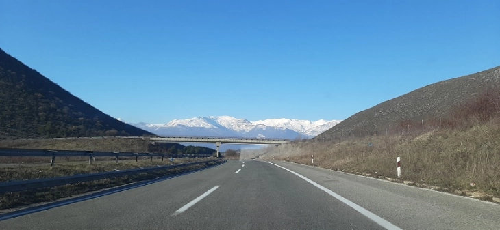Утврден стартот на работите на автопатните правци Тетово-Гостивар-Букојчани, Требеништа- Струга-Ќафасан и Прилеп-Битола